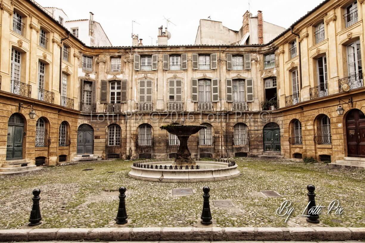 Place D'Albertas  Aix-en-Provence