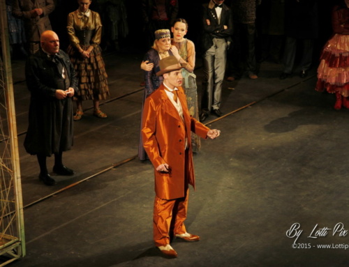 THÉÂTRE
