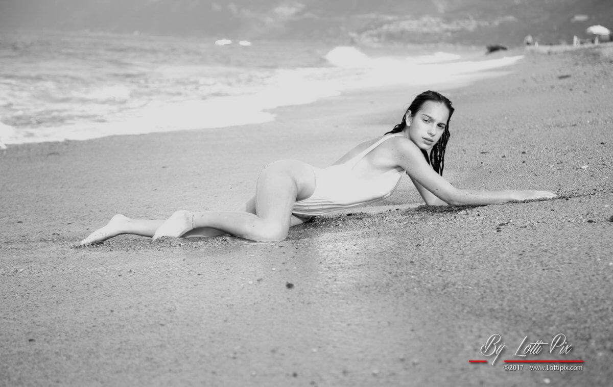 MODELES By Lotti Pix Photographe Professionnel à Marseille,Photos shoot pour MODELES amateur/Professionnel,MODELES By Lotti Pix Photographe Professionnel,modèles: Model Portfolio; Modeling; Photographie; modeling portfolio
