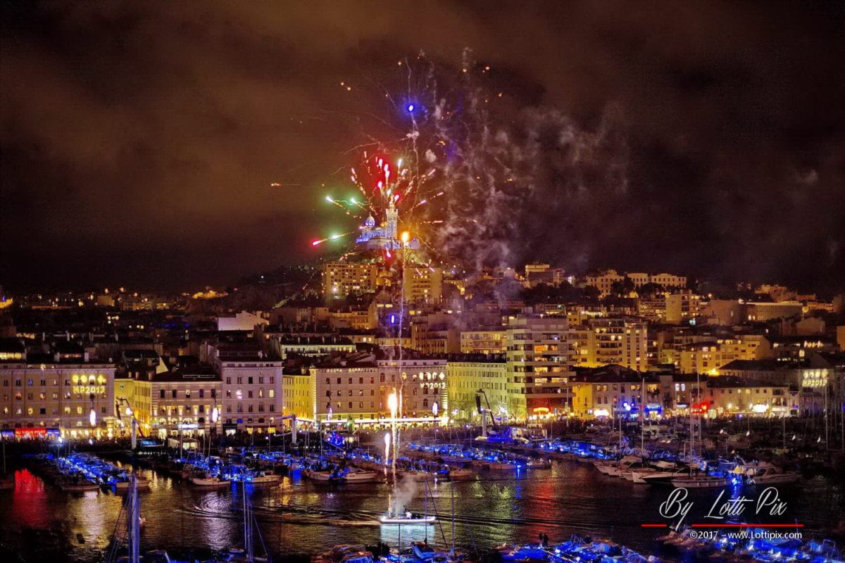 Marseille Le Vieux Port 2013 at night