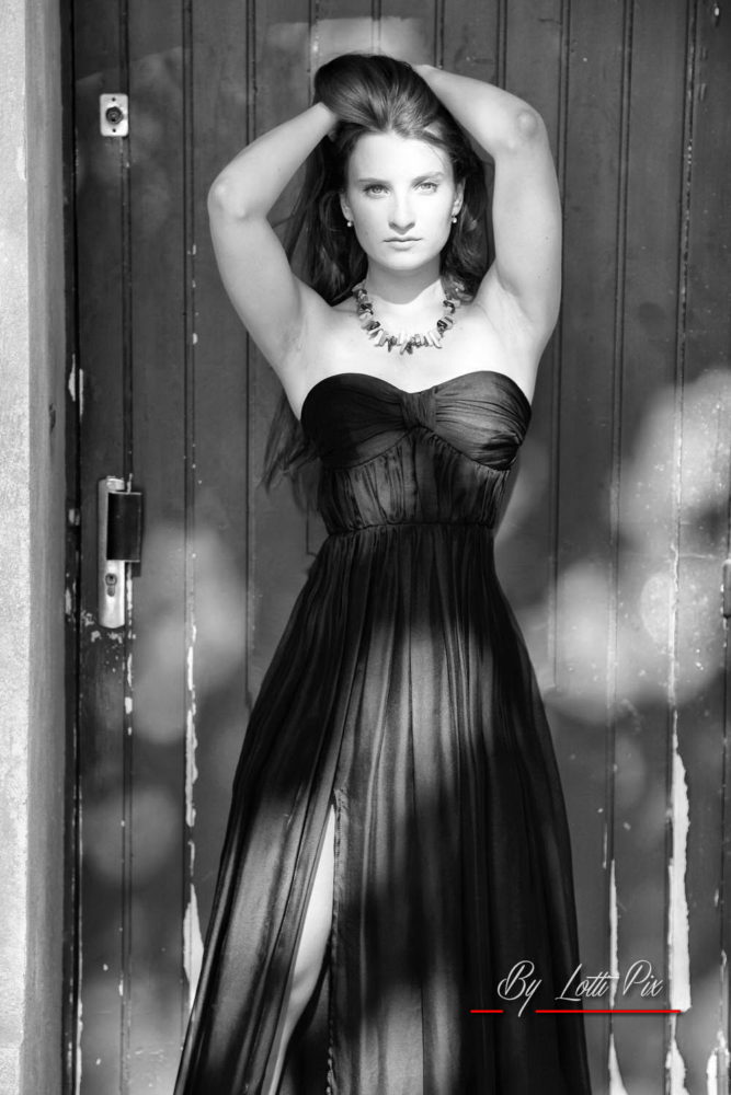 MODELES By Lotti Pix Photographe Professionnel à Marseille,Photos shoot pour MODELES amateur/Professionnel,MODELES By Lotti Pix Photographe Professionnel,modèles: Model Portfolio; Modeling; Photographie; modeling portfolio