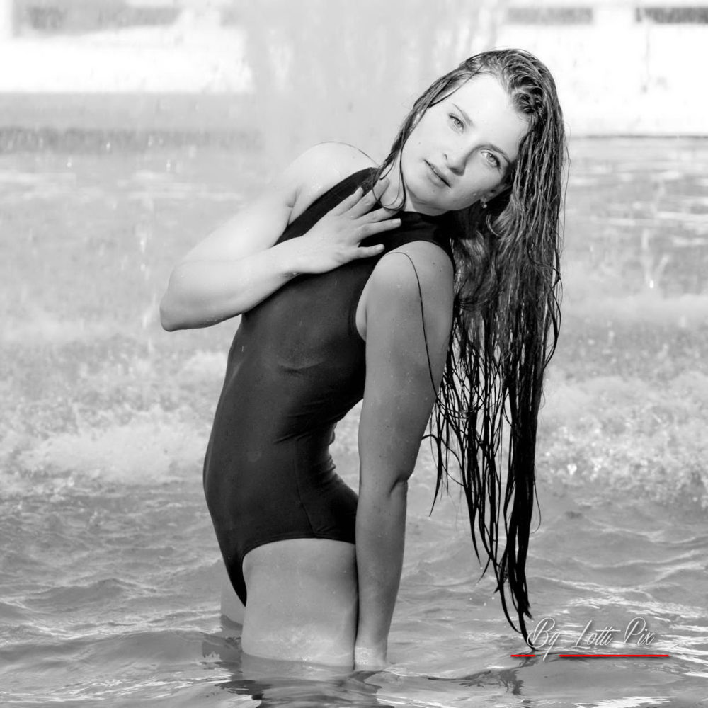 MODELES By Lotti Pix Photographe Professionnel à Marseille,Photos shoot pour MODELES amateur/Professionnel,MODELES By Lotti Pix Photographe Professionnel,modèles: Model Portfolio; Modeling; Photographie; modeling portfolio